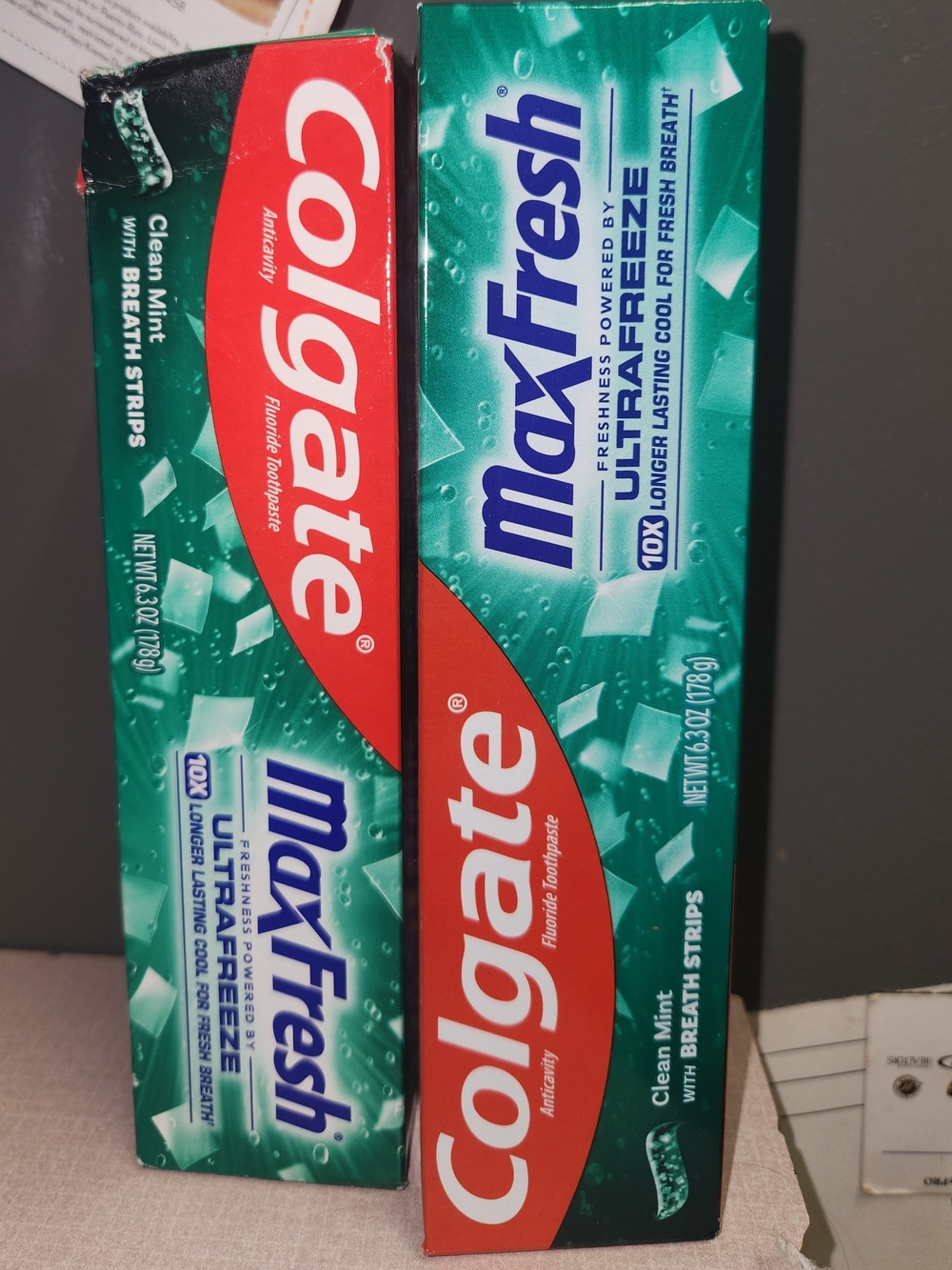 Colgate MaxFresh Toothpaste - Green Mint